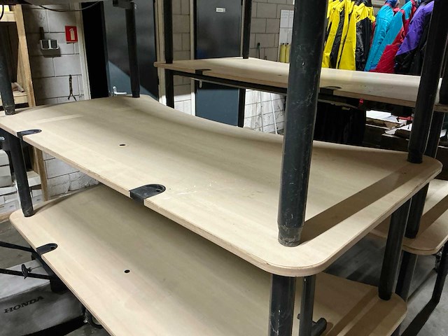 Bureau (2x) - afbeelding 1 van  4