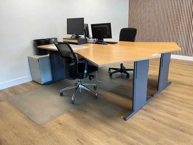Bureau (3x) - afbeelding 1 van  11