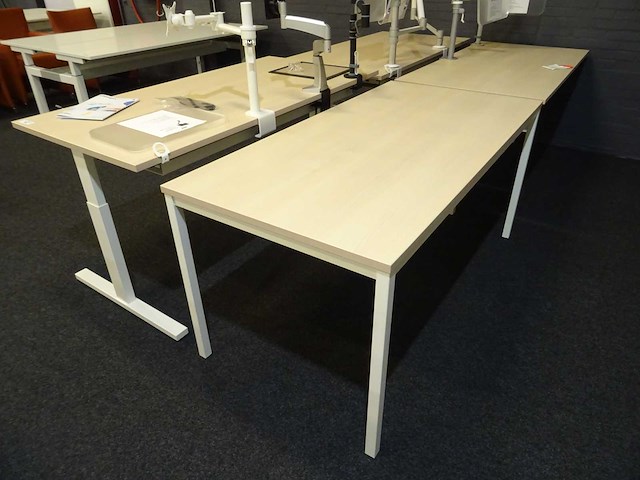 Bureau (3x) - afbeelding 1 van  2