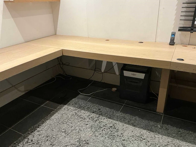 Bureau 403x329x75 cm - afbeelding 8 van  10