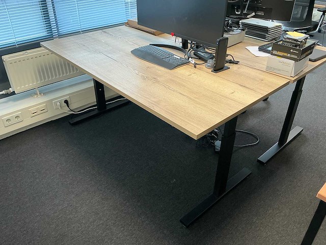 Bureau (4x) - afbeelding 1 van  3
