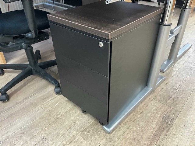 Bureau (4x) - afbeelding 7 van  10