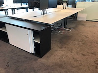 Bureau (4x) - afbeelding 1 van  2