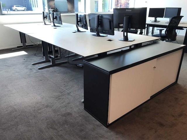 Bureau (4x) - afbeelding 2 van  4