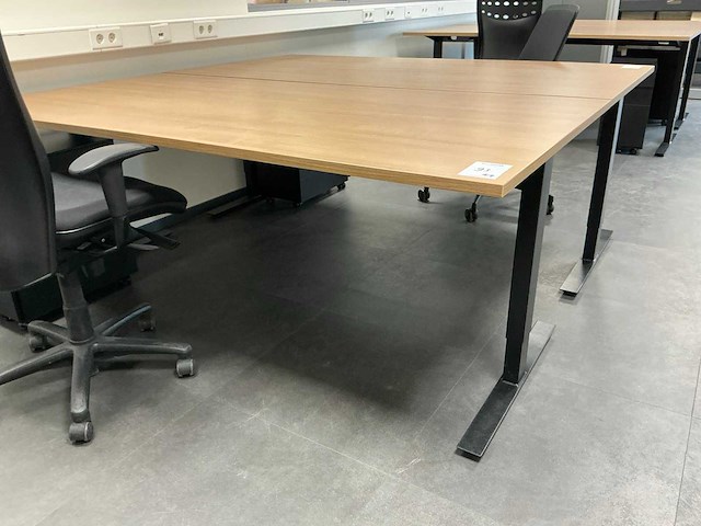 Bureau (4x) - afbeelding 7 van  9