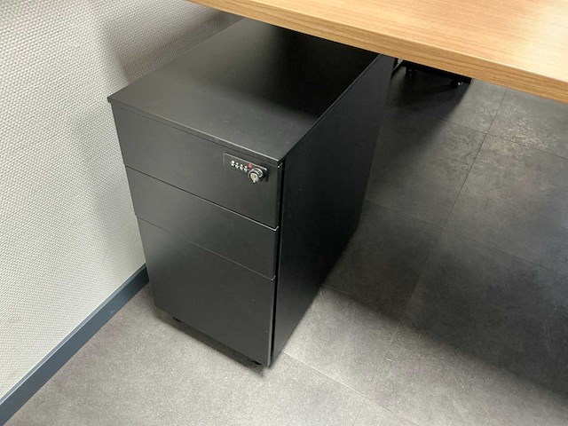 Bureau (4x) - afbeelding 8 van  9