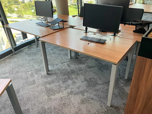 Bureau (4x) - afbeelding 2 van  2