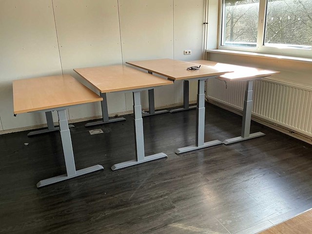 Bureau (4x) - afbeelding 1 van  1