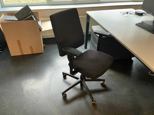 Bureau (4x) - afbeelding 8 van  12