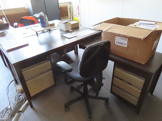 Bureau (4x) - afbeelding 2 van  3