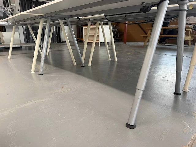 Bureau (5x) - afbeelding 4 van  6
