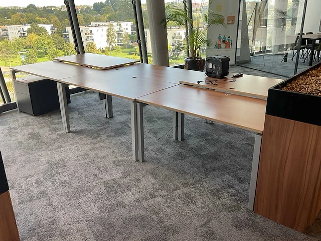 Bureau (6x) - afbeelding 2 van  3