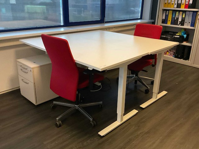 Bureau (6x) - afbeelding 1 van  9