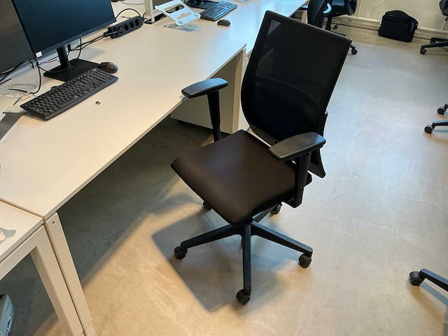 Bureau (7x) - afbeelding 16 van  16