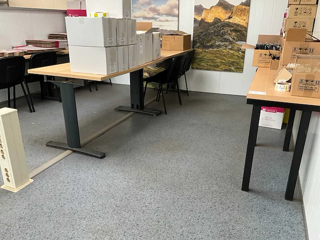 Bureau (7x) - afbeelding 1 van  7