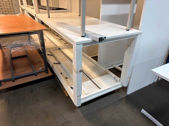 Bureau (9x) - afbeelding 5 van  5