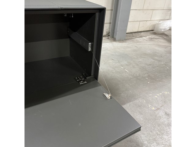 Bureau, bernini, 530, zwart, design by gianfranco frattini - afbeelding 7 van  17