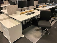 Bureau, bureaustoel en ladeblok (4x) - afbeelding 18 van  21