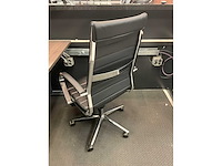 Bureau + dell 27” schermen + bureaustoel - afbeelding 8 van  8