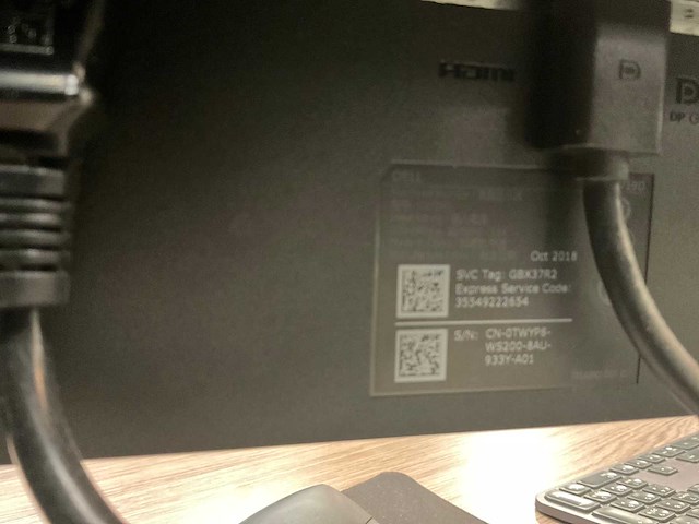 Bureau + dell 27” schermen + bureaustoel - afbeelding 4 van  8