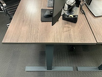 Bureau + dell 27” schermen + bureaustoel - afbeelding 6 van  8