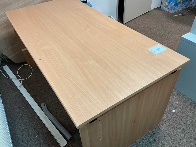 Bureau en divers - afbeelding 2 van  6
