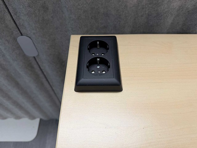 Bureau (in hoogte verstelbaar) (2x) - afbeelding 4 van  6