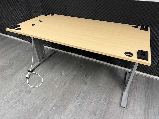 Bureau (in hoogte verstelbaar) (2x) - afbeelding 6 van  13