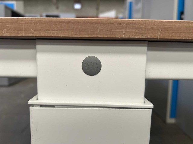 Bureau in hoogte verstelbaar (2x) - afbeelding 4 van  5
