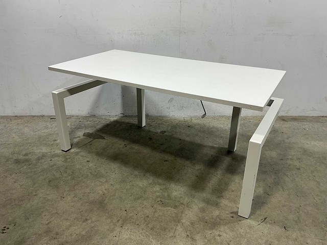 Bureau in hoogte verstelbaar - afbeelding 1 van  5