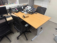 Bureau met 2 stoelen - afbeelding 1 van  5