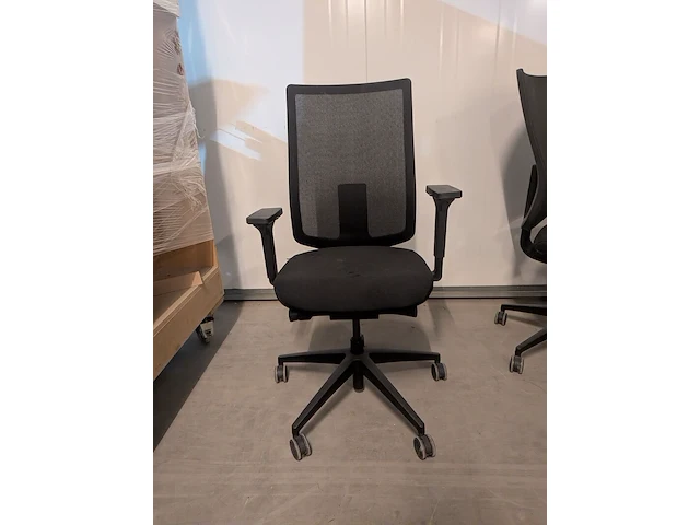 Bureau met 4x bureaustoel - afbeelding 3 van  8