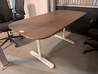 Bureau met 4x bureaustoel - afbeelding 7 van  8
