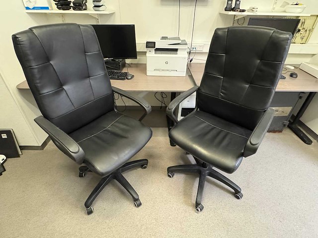 Bureau met bureaustoel (2x) - afbeelding 4 van  4
