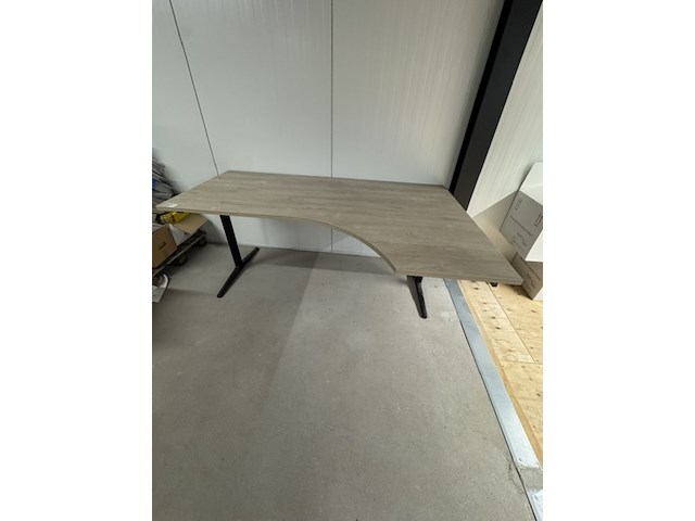 Bureau met bureaustoel, ahrend, mehes - afbeelding 2 van  4