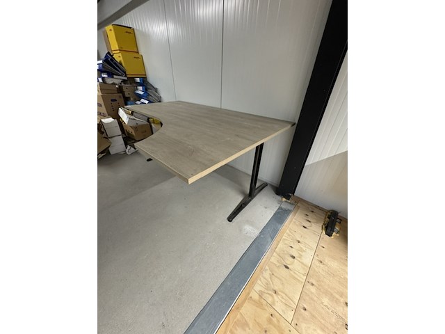 Bureau met bureaustoel, ahrend, mehes - afbeelding 4 van  4