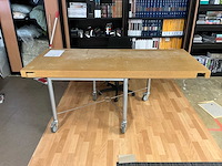 Bureau met bureaustoel - afbeelding 4 van  4