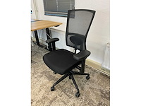 Bureau met bureaustoel - afbeelding 8 van  10