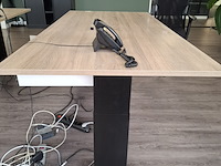 Bureau met bureaustoel - afbeelding 4 van  6