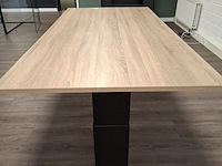 Bureau met bureaustoel - afbeelding 3 van  6