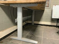 Bureau met bureaustoel - afbeelding 6 van  8