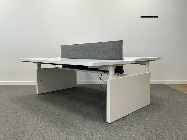 Bureau met dubbel werkblad - afbeelding 2 van  7