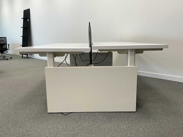 Bureau met dubbel werkblad - afbeelding 3 van  7
