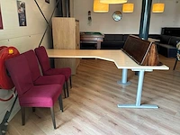 Bureau met kast