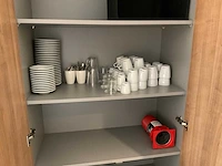 Bureau met kasten - afbeelding 3 van  8