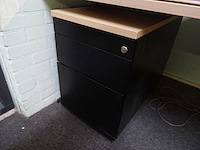 Bureau met ladeblok - afbeelding 2 van  2