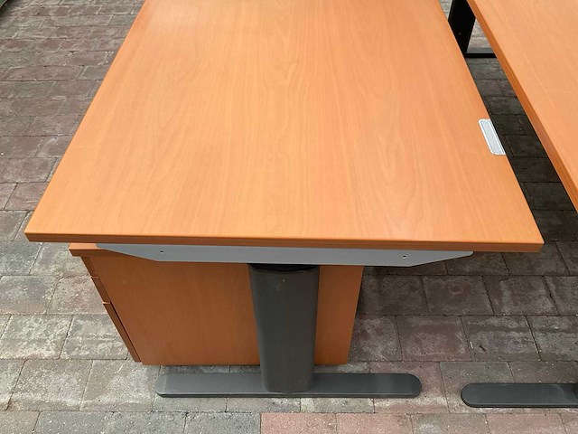 Bureau met ladekast - afbeelding 5 van  17