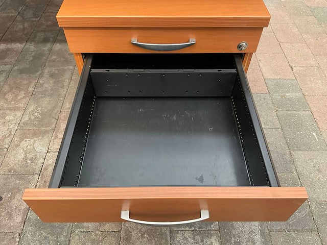 Bureau met ladekast - afbeelding 3 van  16