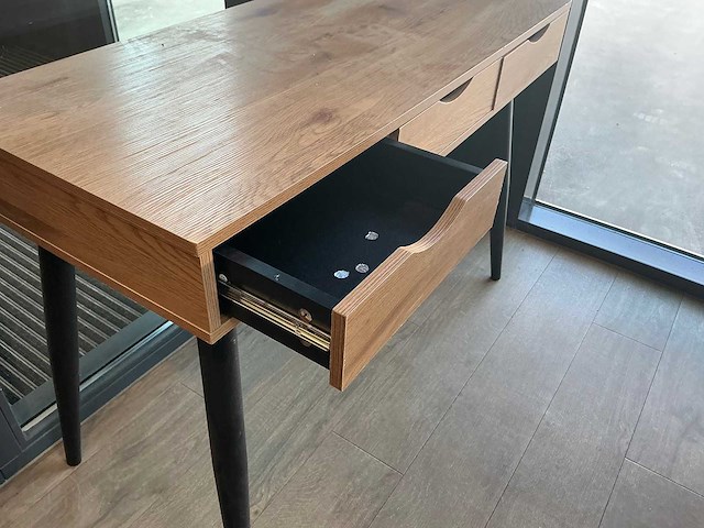 Bureau met lades - afbeelding 4 van  4
