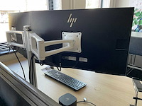 Bureau met monitoren - afbeelding 11 van  12